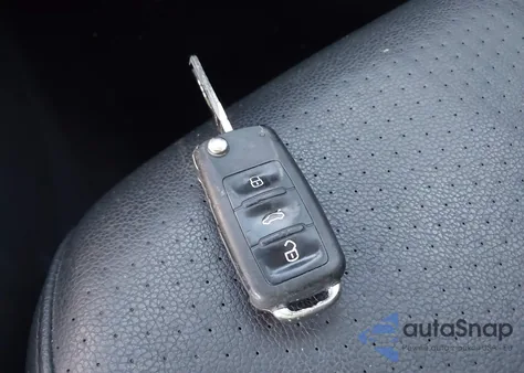 2014 Volkswagen Jetta 2.0L Tdi z USA, uszkodzony, nr VIN 3VW3L7AJ8EM384261